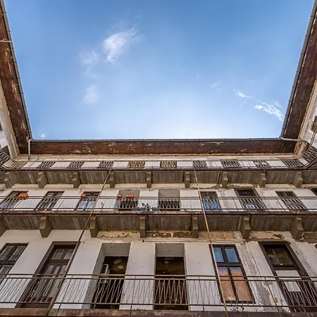 Ghetto - Gozsdu Stnd- Pollack Апартаменты