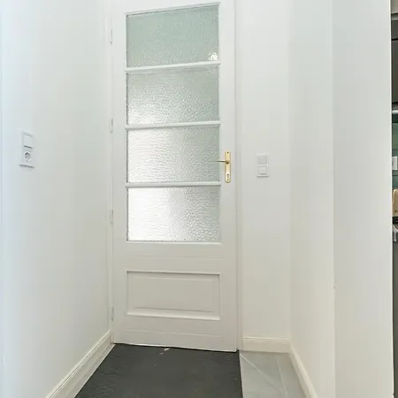 Apartment Ghetto - Gozsdu Stnd- Pollack *