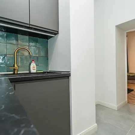 Apartment Ghetto - Gozsdu Stnd- Pollack