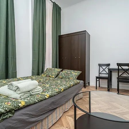 Ghetto - Gozsdu Stnd- Pollack * Budapest